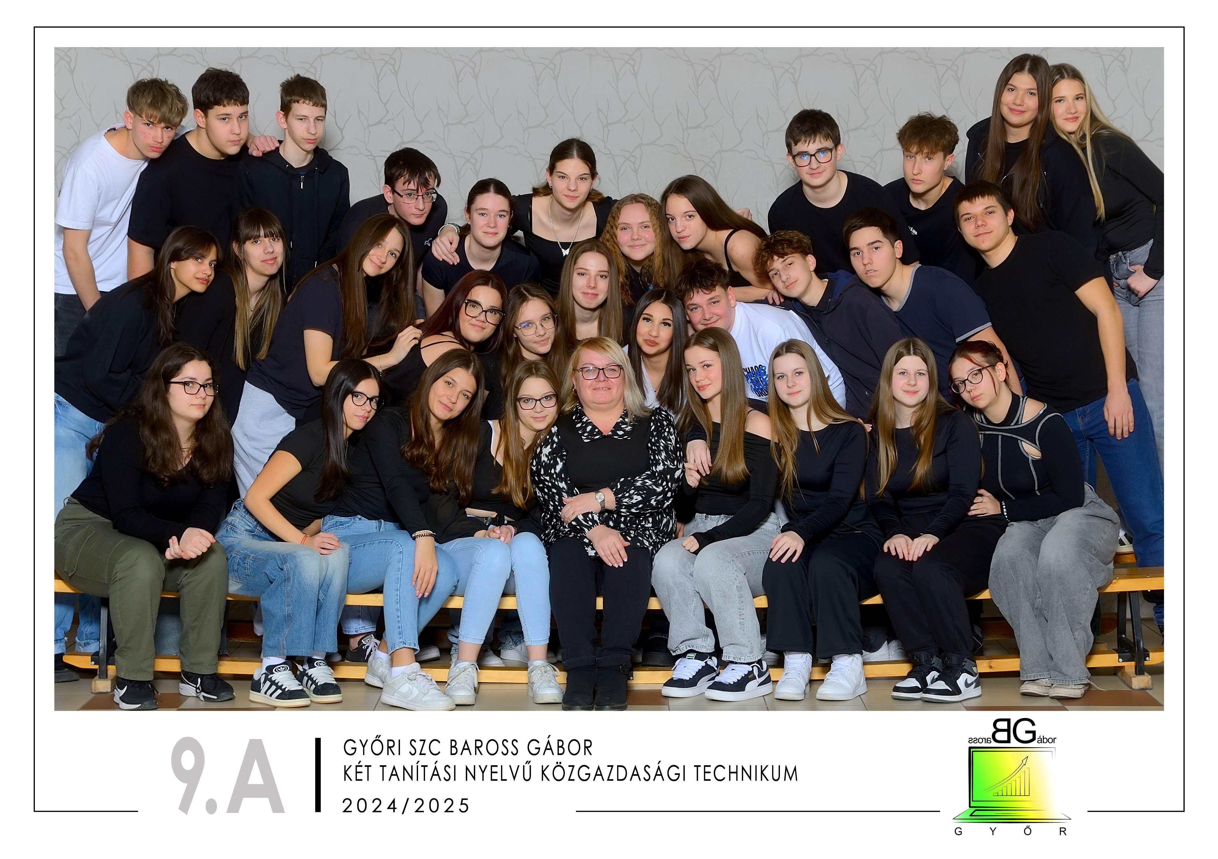 09A-3.JPG