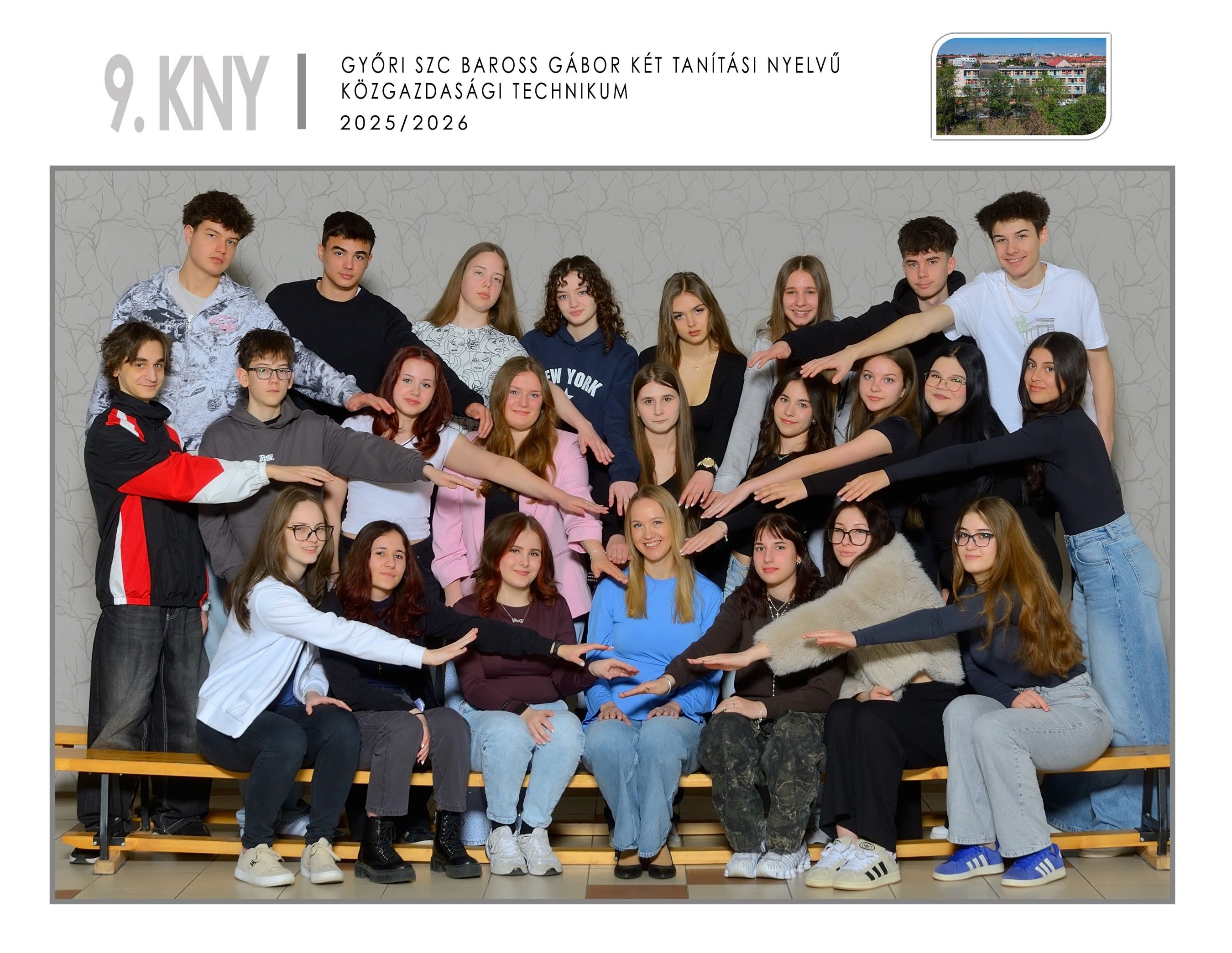 09KNY-3.JPG