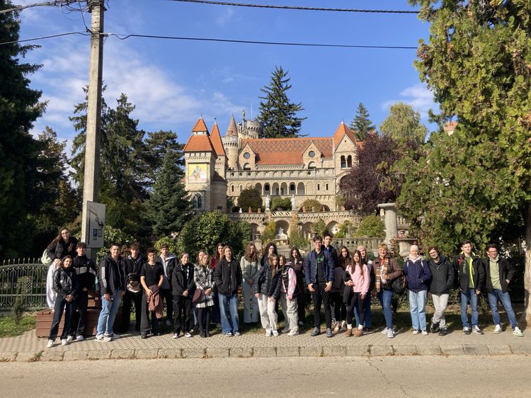 Kalandokkal teli osztálykirándulás Székesfehérvárra