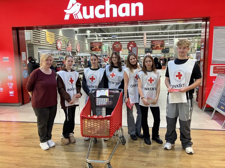 Tartósélelmiszer-gyűjtő akció