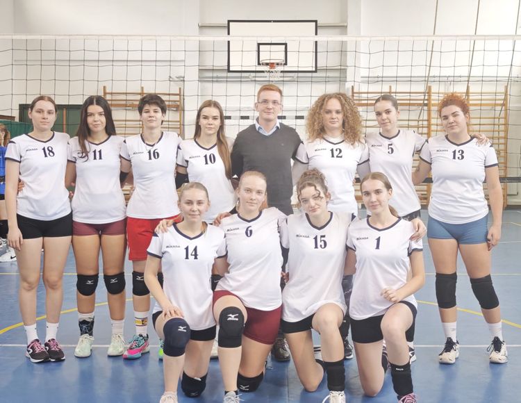 Röplabda eredmények