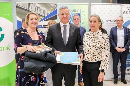 Rászoruló barossos diákok támogatása