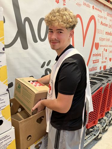 Auchan gyűjtés_6.JPG