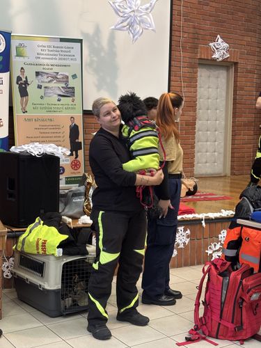 Kutyás bemutató_3.jpg