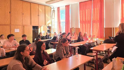  OTP-előadás kiberbiztonsági és banki csalási kockázatokról