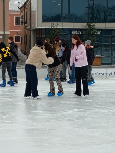 korcsolya2.jpg