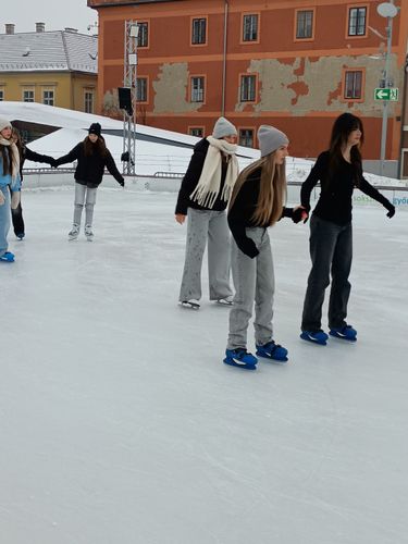 korcsolya5.jpg